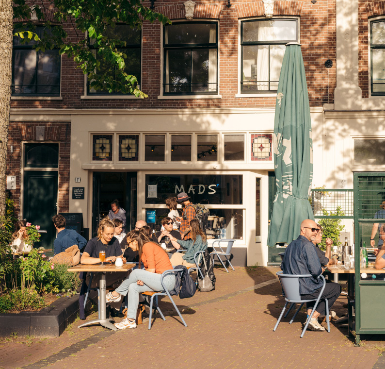 Terras van Café Mads